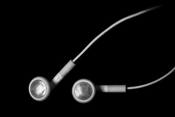 Creative Commons: https://j.mp/1hqnidF